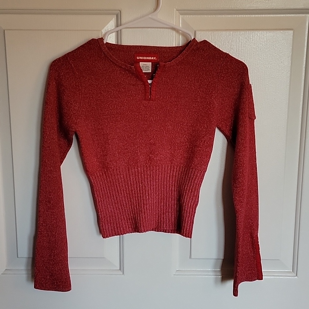 Unionbay girls, small sweater, red.